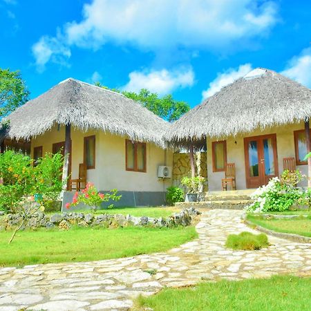 Mulia Bungalows Nembrala Exterior foto
