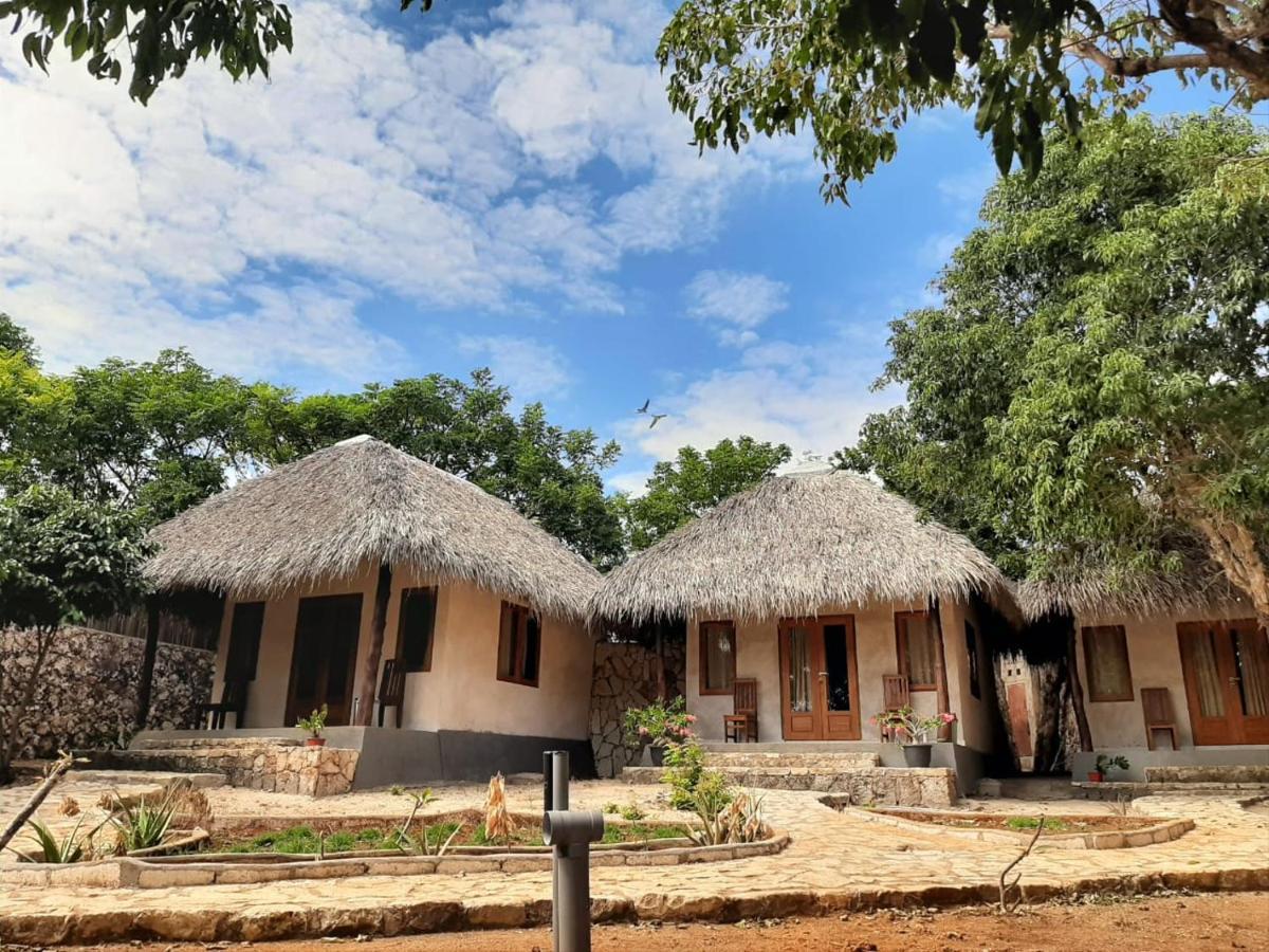 Mulia Bungalows Nembrala Exterior foto