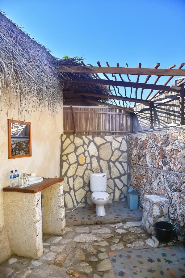 Mulia Bungalows Nembrala Exterior foto